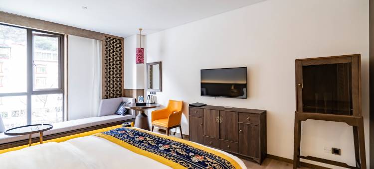 理县古尔沟温泉山庄图片