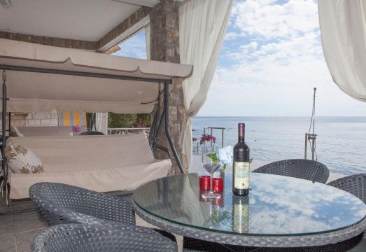 Apartments Lungo Mare Hotel Overview