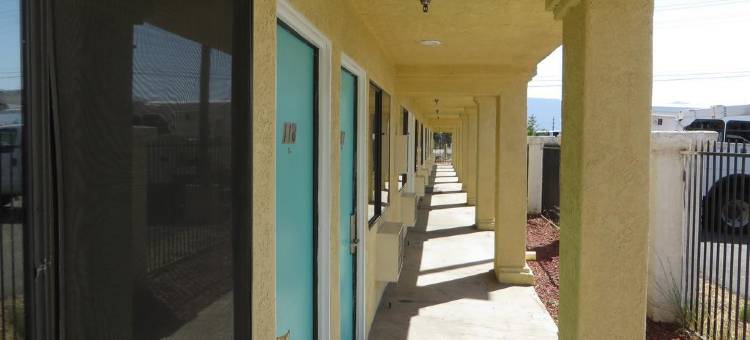 Motel 6 艾尔西诺尔湖, CA(Motel 6 Lake Elsinore, CA)图片