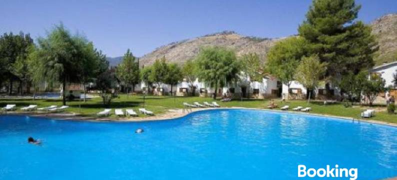 坎普勒约洛斯恩内博罗斯住宿酒店(Complejo Residencial Los Enebros)图片