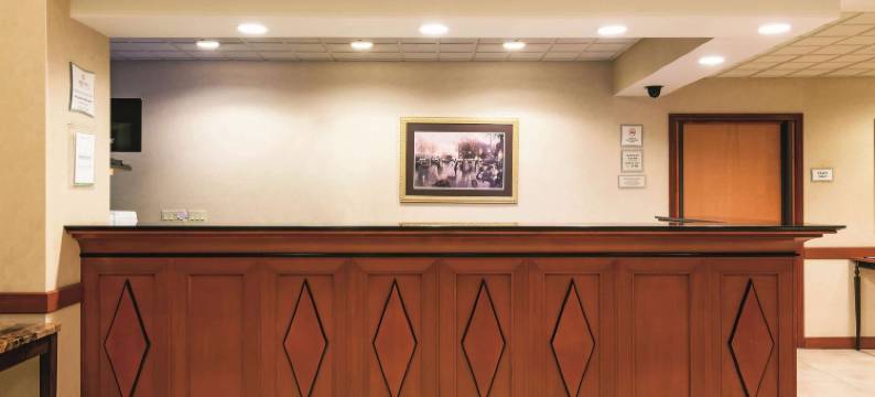 肯纳威克拉昆塔温德姆套房酒店(La Quinta Inn & Suites by Wyndham Kennewick)图片