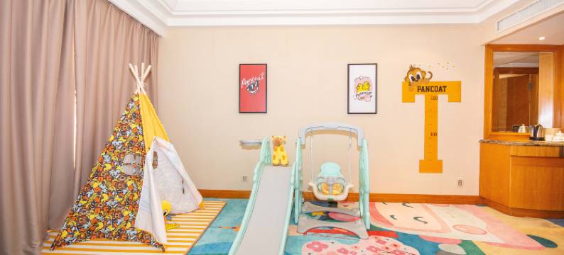 武汉五月花大酒店(黄鹤楼中南路地铁站店)图片