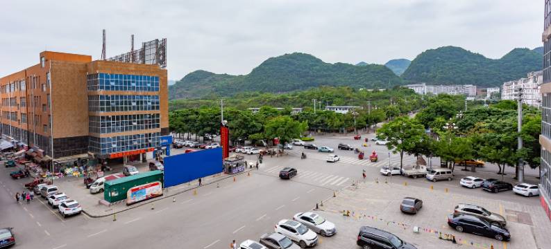 润辉大酒店(兴义客运西站店)图片