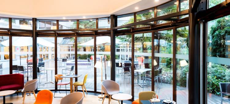 希尔顿逸林酒店巴黎布吉瓦尔(DoubleTree by Hilton Paris Bougival)图片