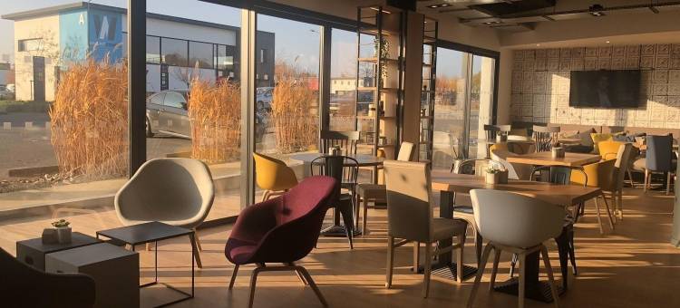 拉瓦尔北康铂酒店(Campanile Laval Nord)图片