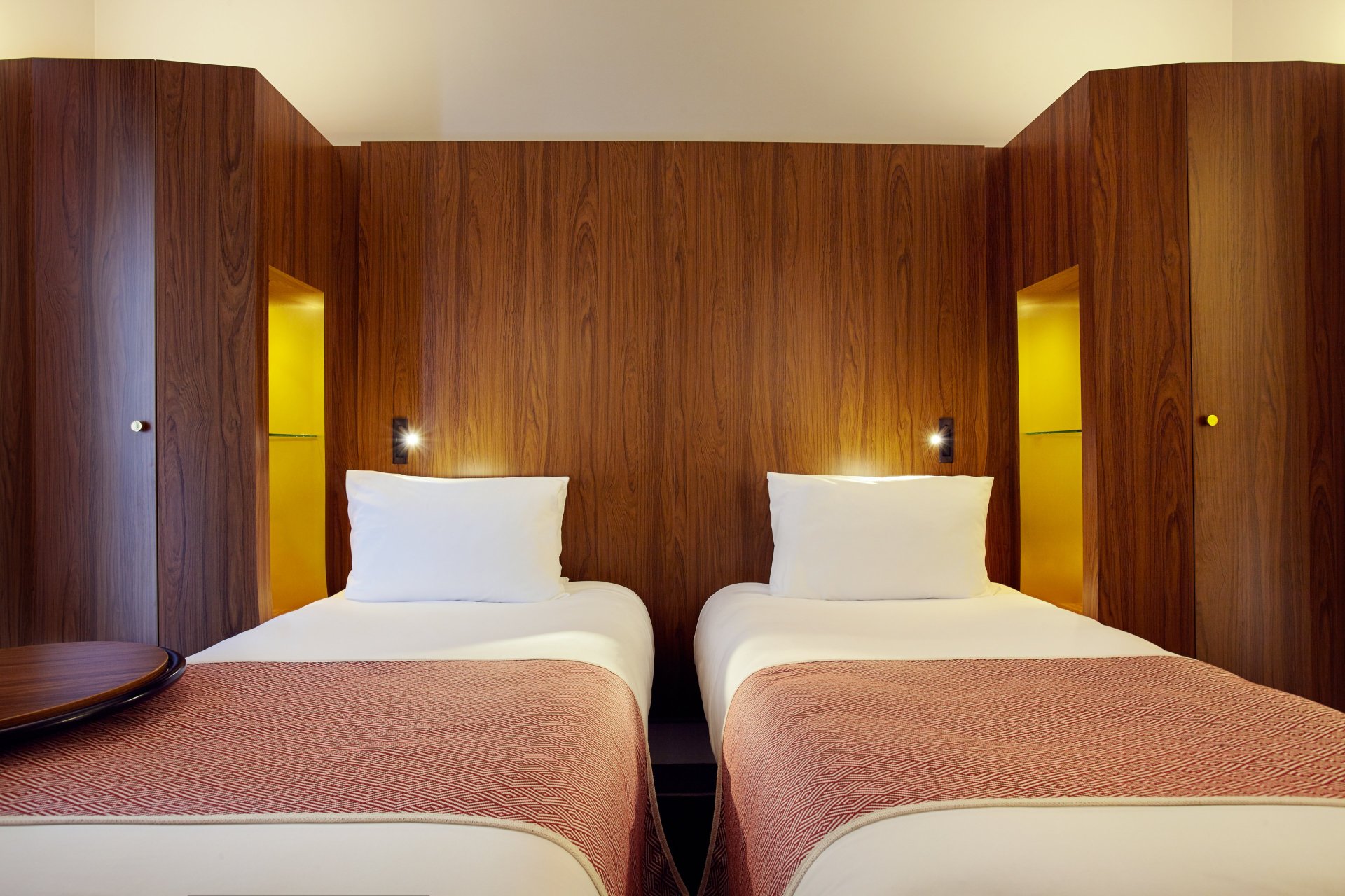 Holiday Inn PARIS - GARE DE LYON BASTILLE by IHG Over view