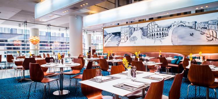 伦敦市政厅丽亭酒店(Park Plaza County Hall London)图片