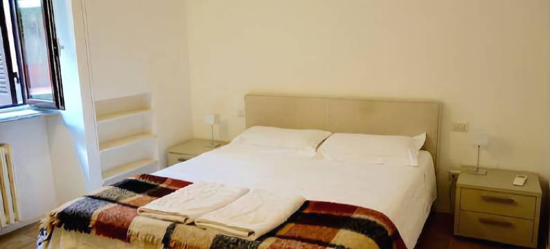 雷艾温现代设计历史广场可爱罗马广场酒店(Modern Design in Historic Palazzo in a Lovely Piazza in Rome by RedAwning)图片