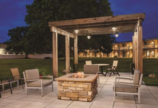 Country Inn & Suites by Radisson, Woodbury, MN Hotel Overview