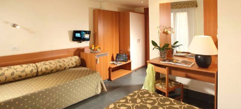 恰米皮诺酒店(Ciampino Hotel)图片