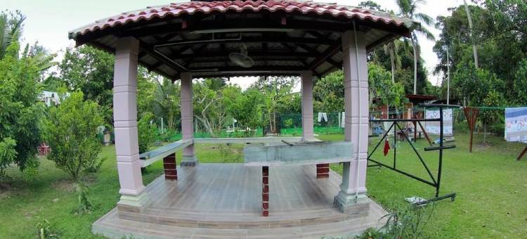 瓜拉比拉双堡民宿(Twin Castle Homestay Kuala Pilah)图片