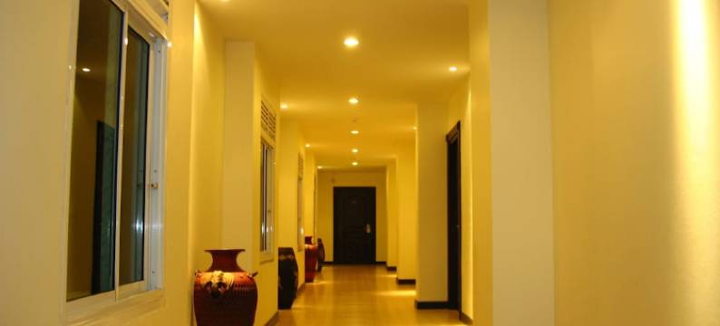 华欣瓦纳雷酒店(Wannara Hotel Hua Hin)图片