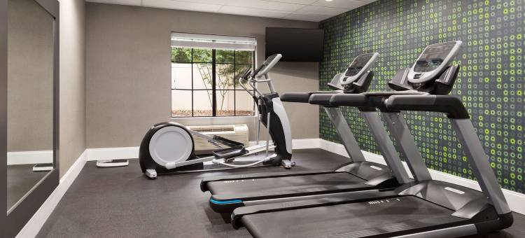 都柏林拉昆塔温德姆套房酒店(La Quinta Inn & Suites by Wyndham Dublin)图片