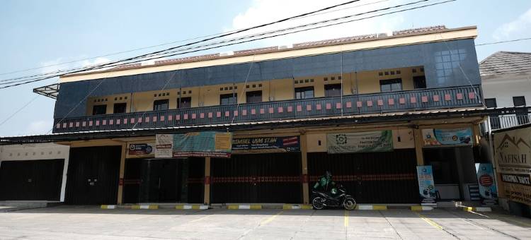 楠榜玛拉哈亚提大学附近瑞德多兹回教酒店(RedDoorz Syariah Near Malahayati University Lampung)图片