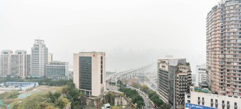 天友大酒店(重庆两路口地铁站儿童医院店)图片