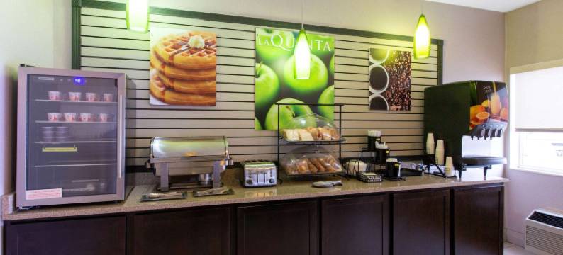 林肯拉昆塔温德姆酒店(La Quinta Inn by Wyndham Lincoln)图片