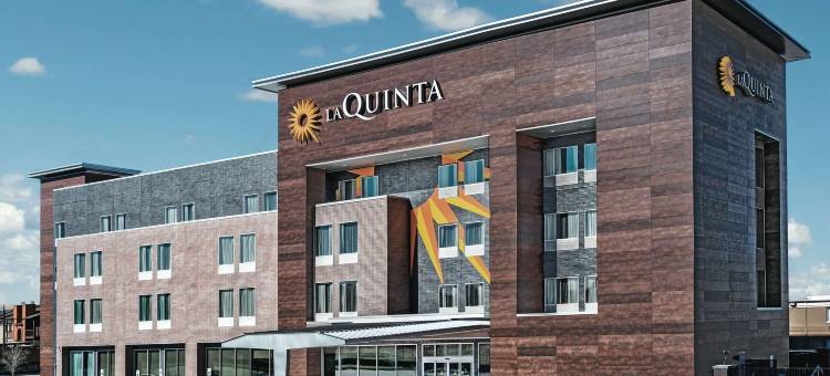 达拉斯大草原城北拉昆塔温德姆套房酒店(La Quinta Inn & Suites by Wyndham Dallas Grand Prairie North)图片