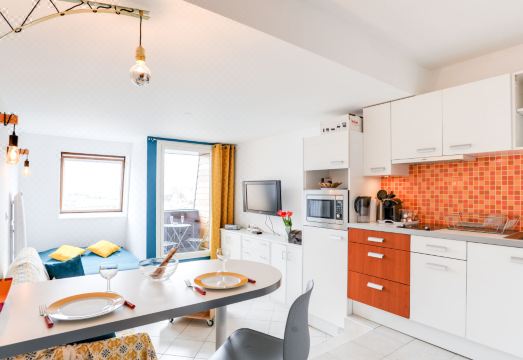 Les Marinas Hotel Overview