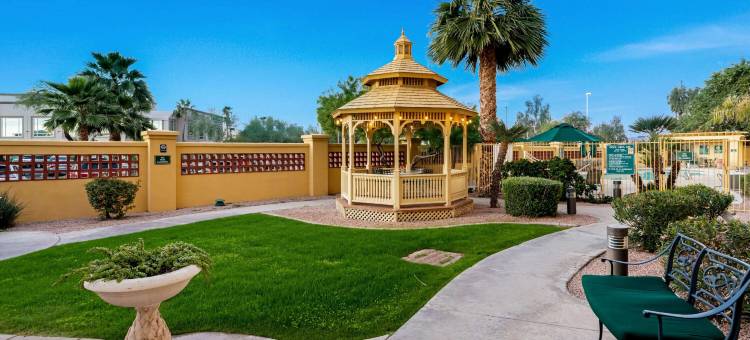 迈措沃迷信泉拉昆塔温德姆套房酒店(La Quinta Inn & Suites by Wyndham Mesa Superstition Springs)图片