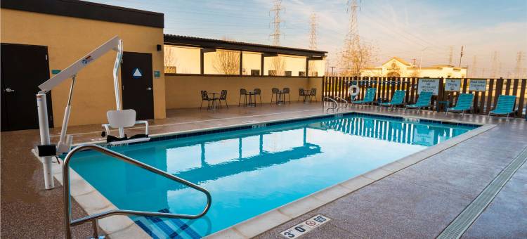 贝克斯菲尔德希尔顿惠庭酒店(Home2 Suites by Hilton-Bakersfield)图片