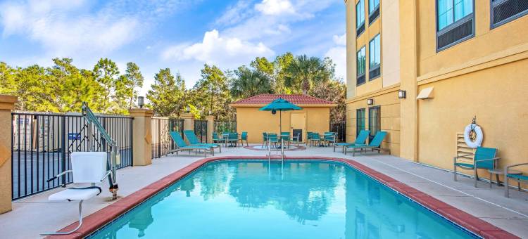 PCB码头公园区拉昆塔温德姆套房酒店(La Quinta Inn & Suites by Wyndham PCB Pier Park Area)图片