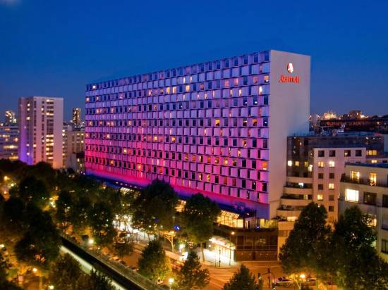 巴黎萬豪左岸酒店及會議中心