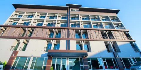 德維拉素萬那普酒店
