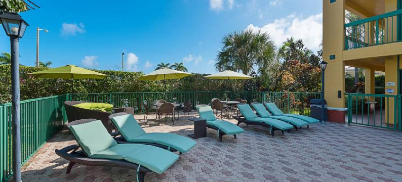 博卡－拉顿大学区凯艺酒店(Quality Inn Boca Raton University Area)图片