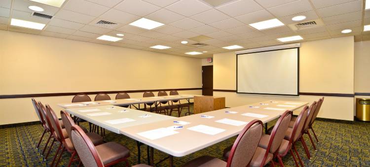 天然气城贝斯特韦斯特优质酒店(Best Western Plus Gas City)图片