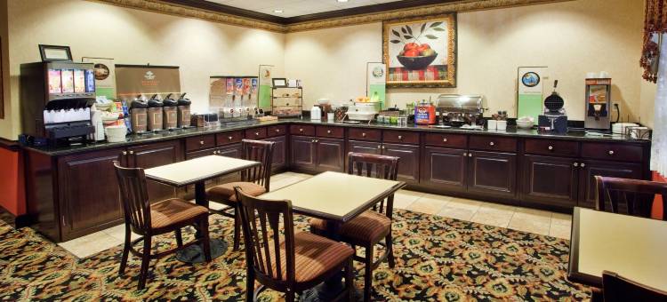 卡尔霍恩舒适套房酒店(Comfort Inn & Suites Calhoun South)图片