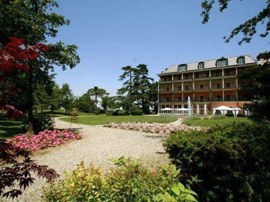 珀梅拉别墅酒店