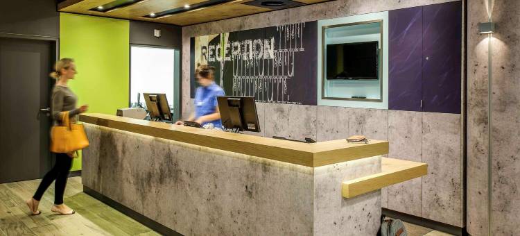 宜必思快捷里昂圣格尼斯拉瓦尔酒店(Ibis Budget Lyon Saint-Genis-Laval)图片