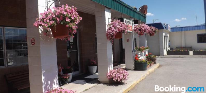 库特尼乡村酒店(Kootenay Country Inn)图片