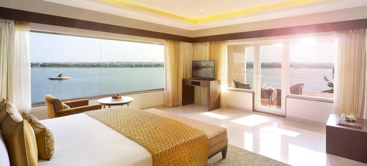 纳文湖畔酒店(Hotel Naveen Lakeside)图片