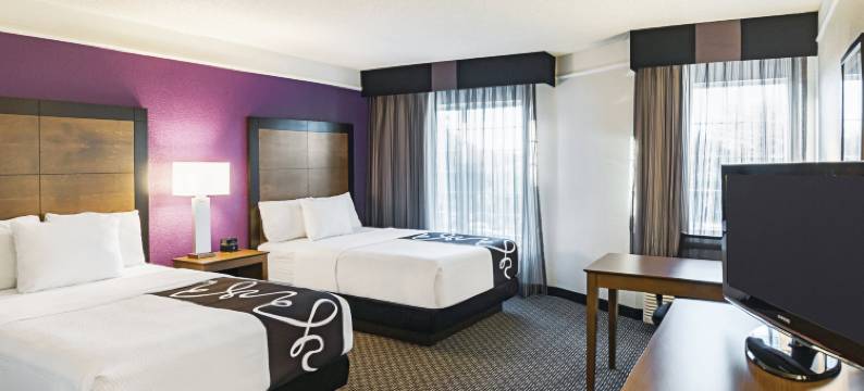 沃斯堡北拉昆塔温德姆套房酒店(La Quinta Inn & Suites by Wyndham Fort Worth North)图片