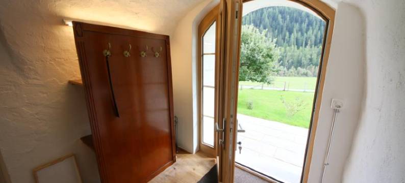 Il Maschun im Historischen Engadinerhaus图片