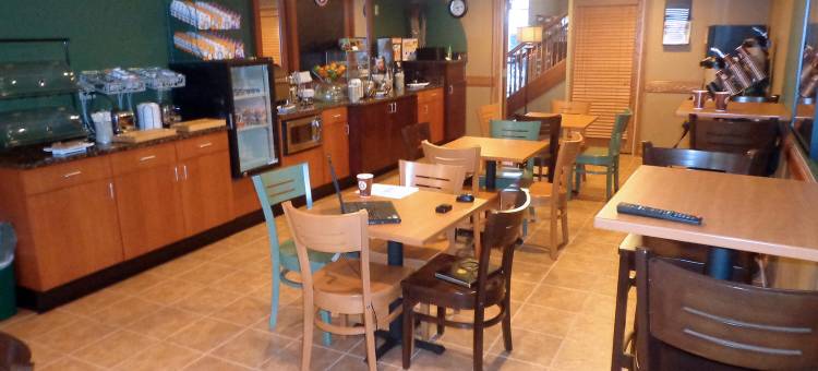 马歇尔美吟温德姆酒店(AmericInn by Wyndham Marshall)图片