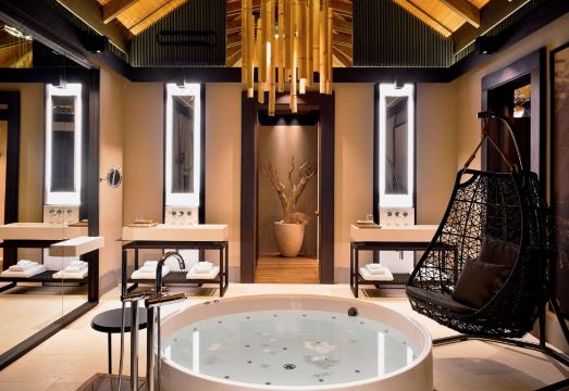 Velaa Private IslandHotel Overview