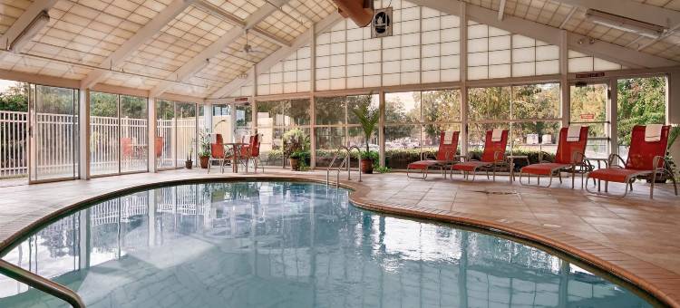 Best Western Plus Vermilion River Inn & Suites图片
