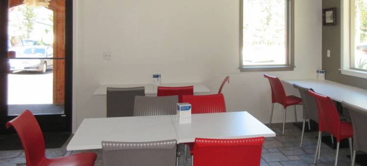 天堂村区伊克诺套房酒店(Econo Lodge Inn & Suites Heavenly Village Area)图片