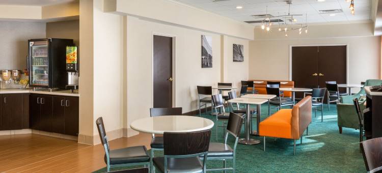 路易斯维尔斯特波/北万豪SpringHill酒店(SpringHill Suites Louisville Hurstbourne/North)图片