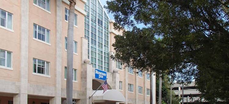 南迈阿密-科勒尔盖布尔斯罗德威旅馆(Rodeway Inn South Miami - Coral Gables)图片