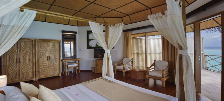 安吉岛水疗度假村(Angaga Island Resort and Spa)图片