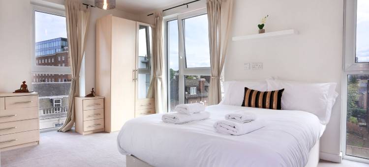 格林威治两床公寓酒店 - 附游泳池及停车位(Greenwich Two Bed Flat, with Pool &Parking)图片
