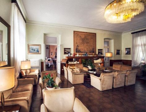 Hotel Maderno Hotel Overview