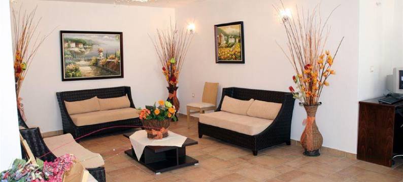 卡特里娜罗莎开间 - 城市中的真挚款待(Katerina Roza Studios - Heartfelt Hospitality in the City)图片