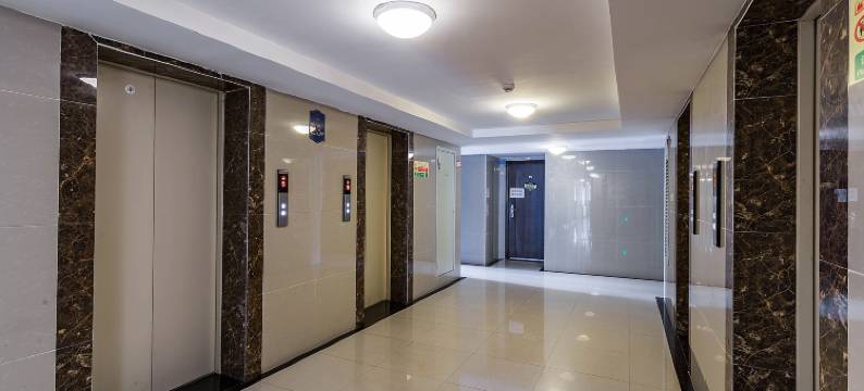 重庆约见酒店(观音桥步行街店)图片