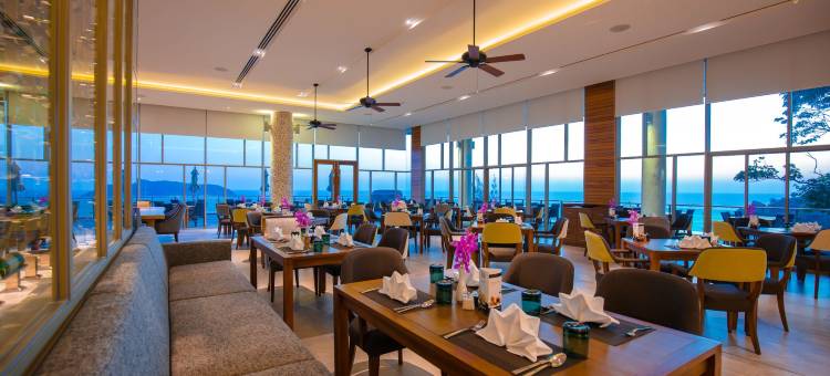 普吉岛卡利姆湾温德姆度假村(Wyndham Grand Phuket Kalim Bay)图片