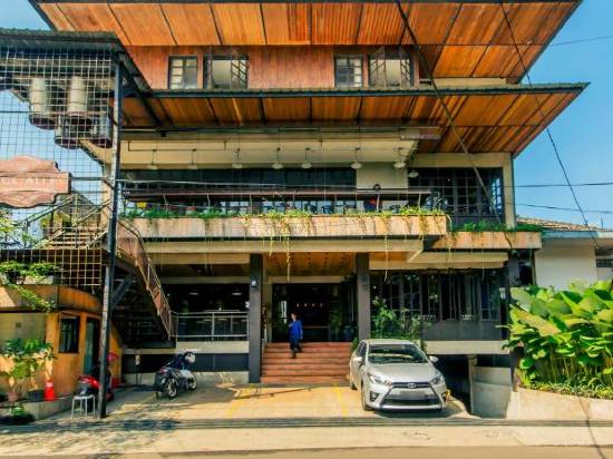 Triple Seven Bed And Breakfast Hotel Reviews And Room Rates