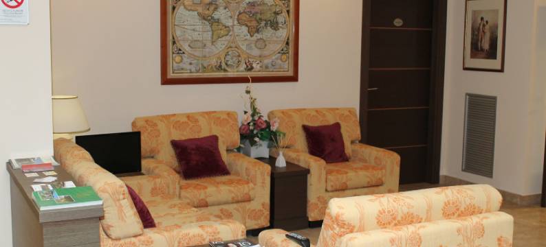 拉亚酒店汽车旅馆(Raya Hotel Motel)图片